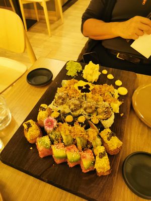 Omakase deluxe at Bloom Sushi - Quartier des Spectacles in Montreal