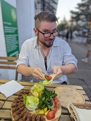 Tbh ich liebe dieses Bild von meinem bestie haha 🤌🏼✨ einfach zum anbeißen at Veganes Cigköfte in Koblenz