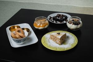  at The Den - A plant-based experience in Oeiras