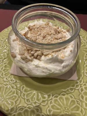 Cheesecake  at The Den - A plant-based experience in Oeiras