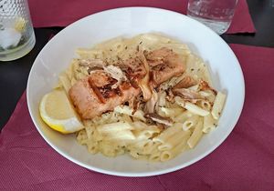 "Salmão" grelhado at The Den - A plant-based experience in Oeiras