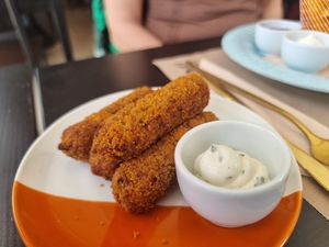  at The Den - A plant-based experience in Oeiras