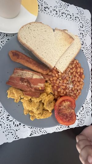   at The Den - A plant-based experience in Oeiras