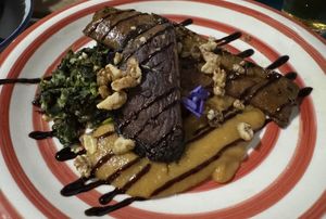   at The Den - A plant-based experience in Oeiras