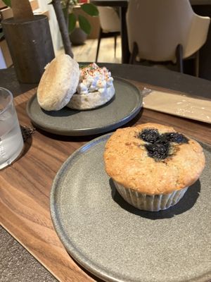 Blueberry muffin and English muffin with chickpea salad  at Cafe Tarot - カフェタロ in Tokyo
