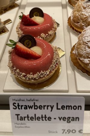   at Isabella Pâtisserie in Munich