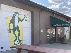 Exterior seating at Hoppin' Frog Brewery in Akron