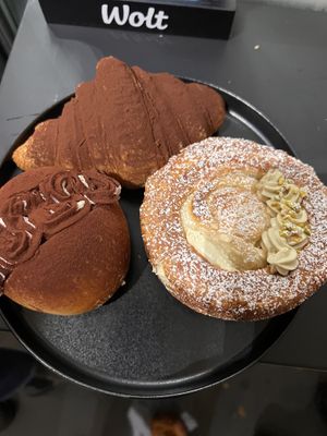 Drei Teilchens   at The Sanctuary in Berlin