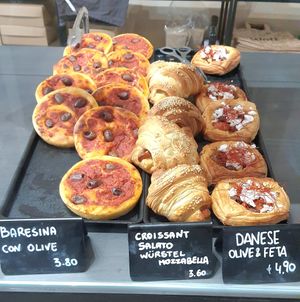 Display of bakery products #Veganuary at The Sanctuary in Berlin