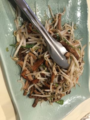 芽菜三絲 #Veganuary at Bodhi Village in Flushing