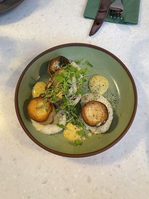 Scallop mushrooms  at Stem & Glory - Broadgate in London