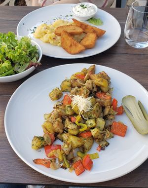 Grenadiermarsch at Schlicht Vegan in Vienna