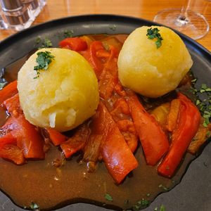 Tempeh Knödel at Schlicht Vegan in Vienna