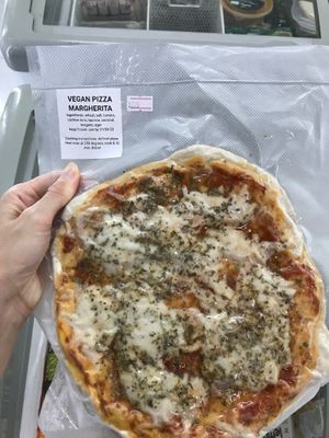 Vegan pizza at Bang Rak Minimart in Koh Samui