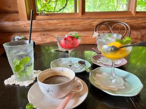 coffee, mint soda, three kinds of sherbet (raspberry, mango, coconut) at Le Gré in Kuroishi