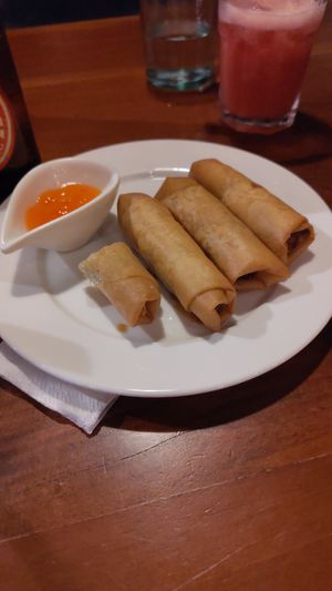 Vegetables spring rolls at Hungry Monkeys in Cebu