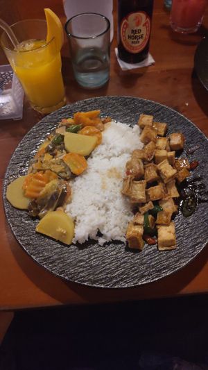 Double trouble at Hungry Monkeys in Cebu