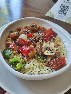 Sweet and sour chicken at Tyche in Antalya