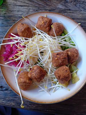 Falaffel bowl at Le 7 by Juliette in Durbuy