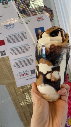   at Dreamette Ice Cream - Springfield in Jacksonville