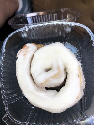 GF Cinnamon Bun at My Vegan Sweet Tooth in Virginia Beach