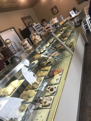 Vegan case and vegan/GF case at My Vegan Sweet Tooth in Virginia Beach