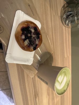 Vegan blueberry pastry with almond milk matcha latte   at Kolacherie Celetna in Prague