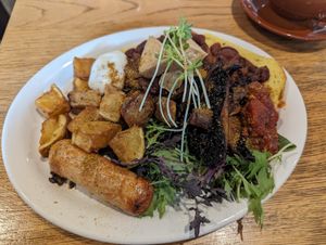 Big vegan brekkie at Two Birds Eatery in Hamilton