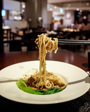 Dandan noodles at Meimen SJT 梅門 in Taipei