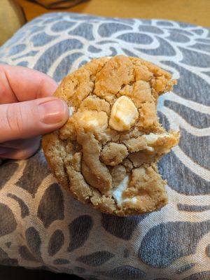 Vegan fluffer nutter cookie at Ampersand Bakehouse in Toronto