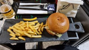 Vegan burger at GRU - Living Heineken - T1 in Guarulhos