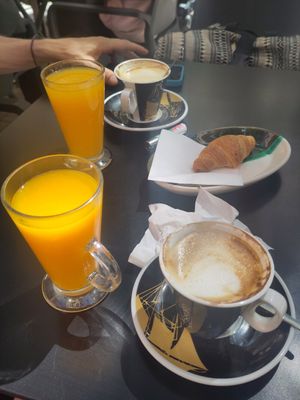 Coffee & juice 10 points at La Cabra Feliz Bar Etico in Mallorca