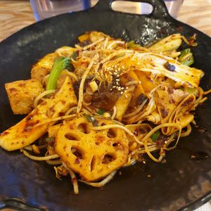  at Aejeong hot pot restaurant in Seoul