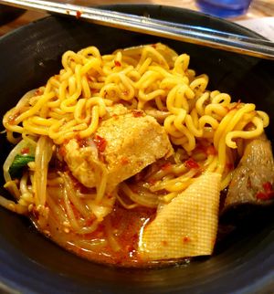  at Aejeong hot pot restaurant in Seoul