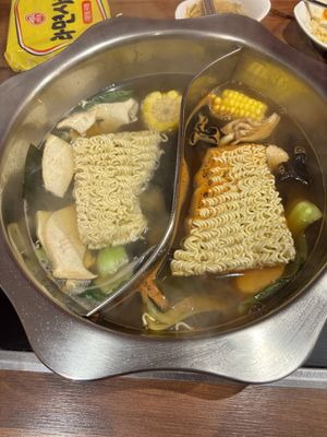  at Aejeong hot pot restaurant in Seoul