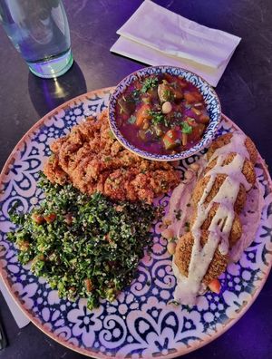 Hummus & Falafel at Das Wunderlämpchen in Trier