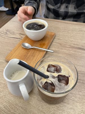 Iced decaf Americano and Americano   at Winter - Kaffee & Mehr in Karlsruhe
