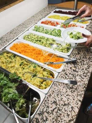 Salatbuffet zum Abendessen  at Gut Hügle Erlebnishof in Ravensburg