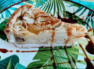Vegan apple tart at Jungle Vibes At The Marina (by Arabella) in Lanzarote