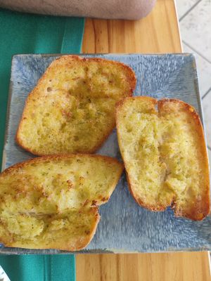 Garlic bread at Jungle Vibes At The Marina (by Arabella) in Lanzarote