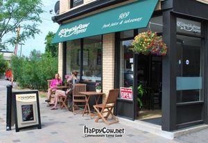 Exterior summer pic at SimplyRaw Express in Ottawa