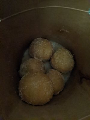 nutella churros balls at Fils de pout' in Paris