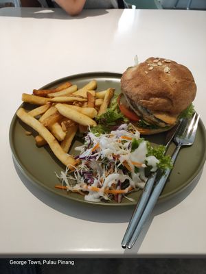 Soy fillet burger at Six Spring Vegetarian Cafe in Penang