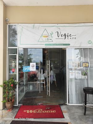 The front at Six Spring Vegetarian Cafe in Penang