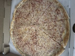 Vegan cheese pizza #Veganuary at Nicole's Pizza in Boston