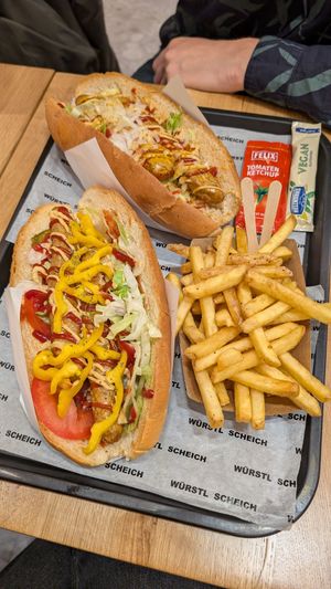  at Würstl Scheich in Graz