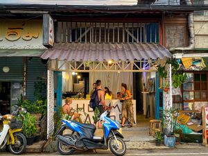 Hommie Shop at Hommie Samosas  - Pai in Pai