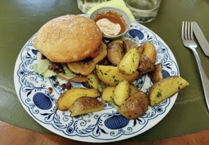 Veganer Burger  at Lawendls in Schwandorf