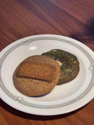 Cookies  at Avec in Jeju