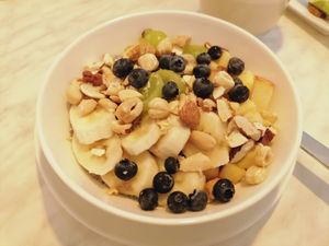 Chia pudding with fresh fruits and nuts at Omni - All Around Food in Groningen